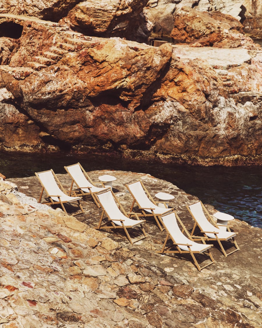 Vilara white outdoor folding deck chair made of FSC 100% solid acacia wood