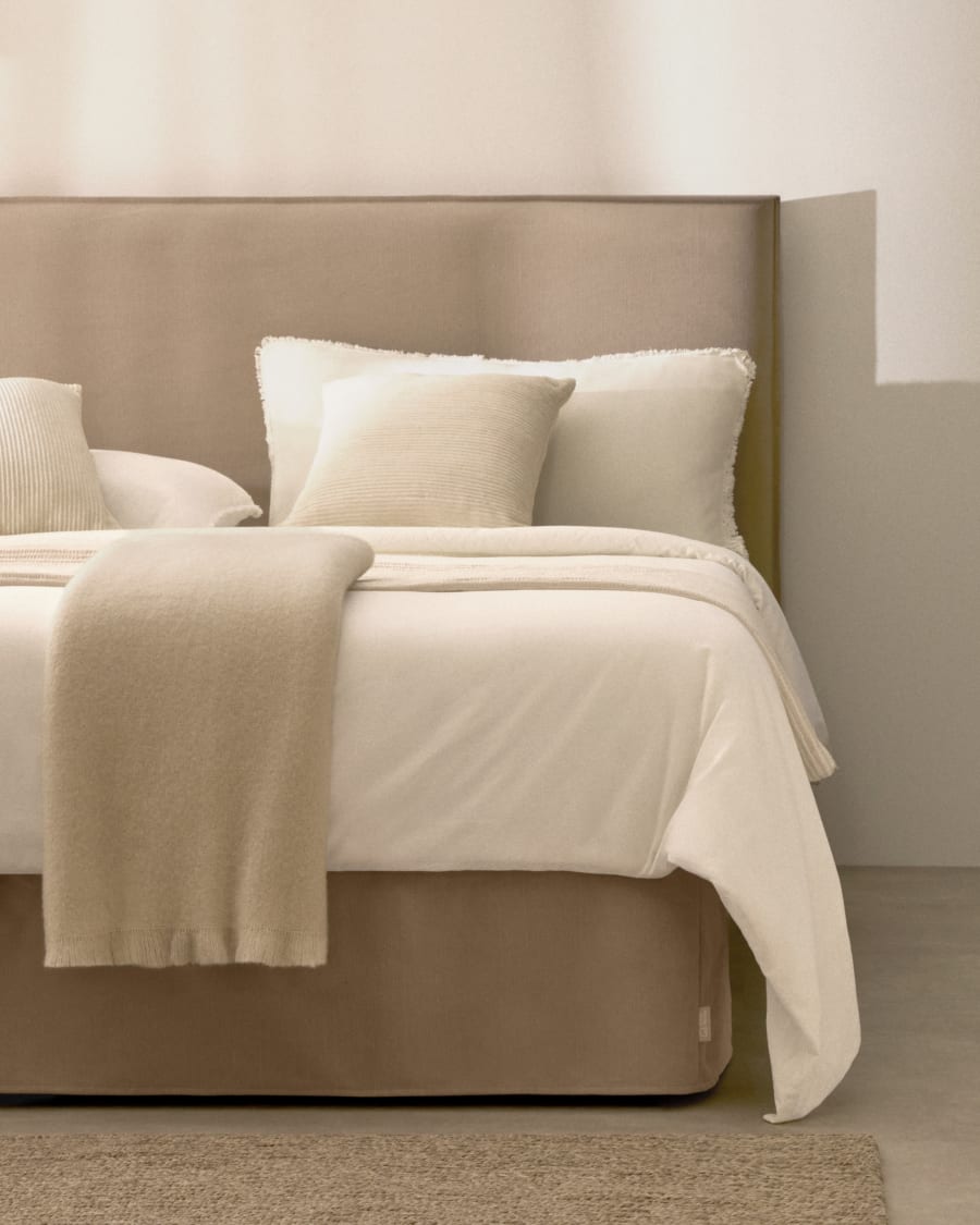 Jaira bed with removable linen and cotton cover in taupe for a 150 x 190 cm FSC Mix Credit mattress