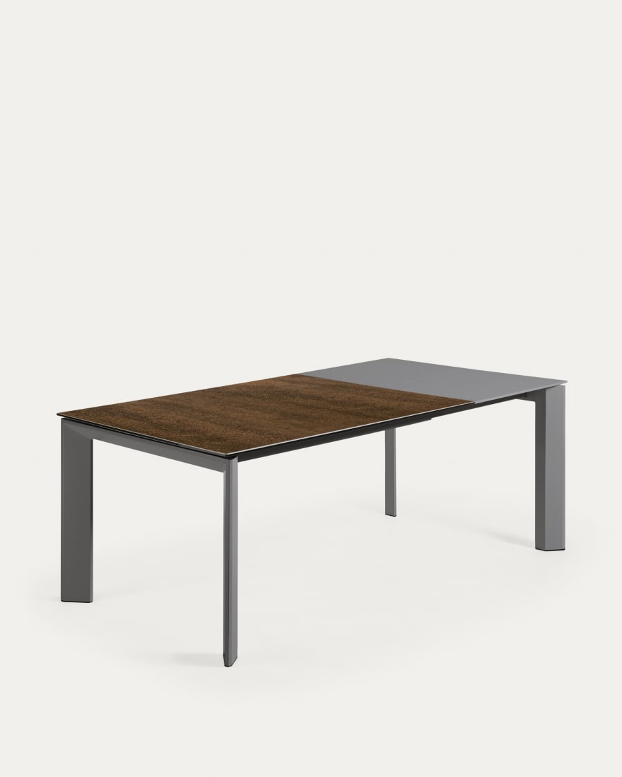 Axis extendable porcelain table with Iron Corten finish and dark grey steel legs, 140 (200) cm