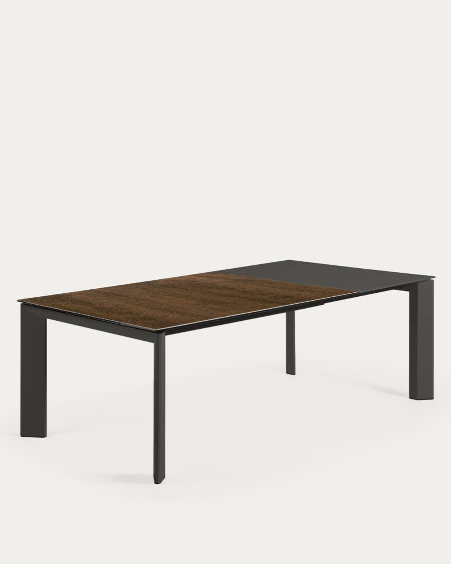 Tavolo allungabile Axis in porcellanato Iron Corten con gambe acciaio grigio scuro 160 (220) cm
