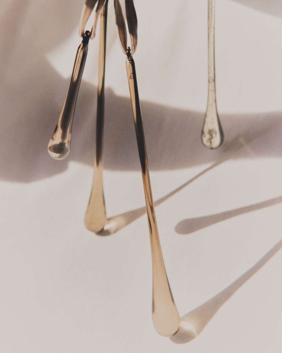 Set Alsenia di 2 ornamenti da appendere in vetro riciclato marrone 20 cm