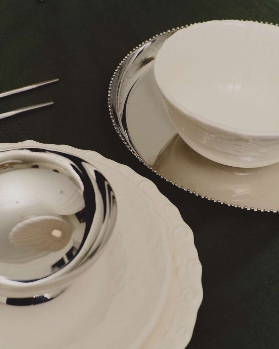 Μπολ Varla σε μπεζ κεραμικό.