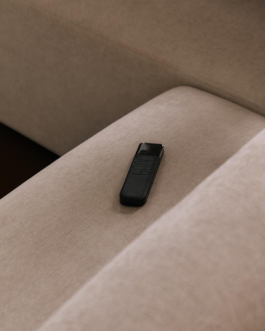 Lares 3-seater sofa with motorised sliding seats and reclining headrest in beige chenille 240cm