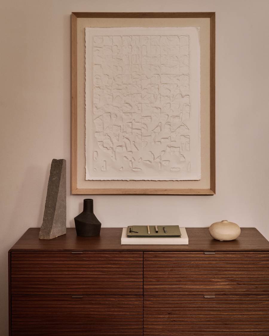 Annia white, papier mâché picture, 90 x 70 cm