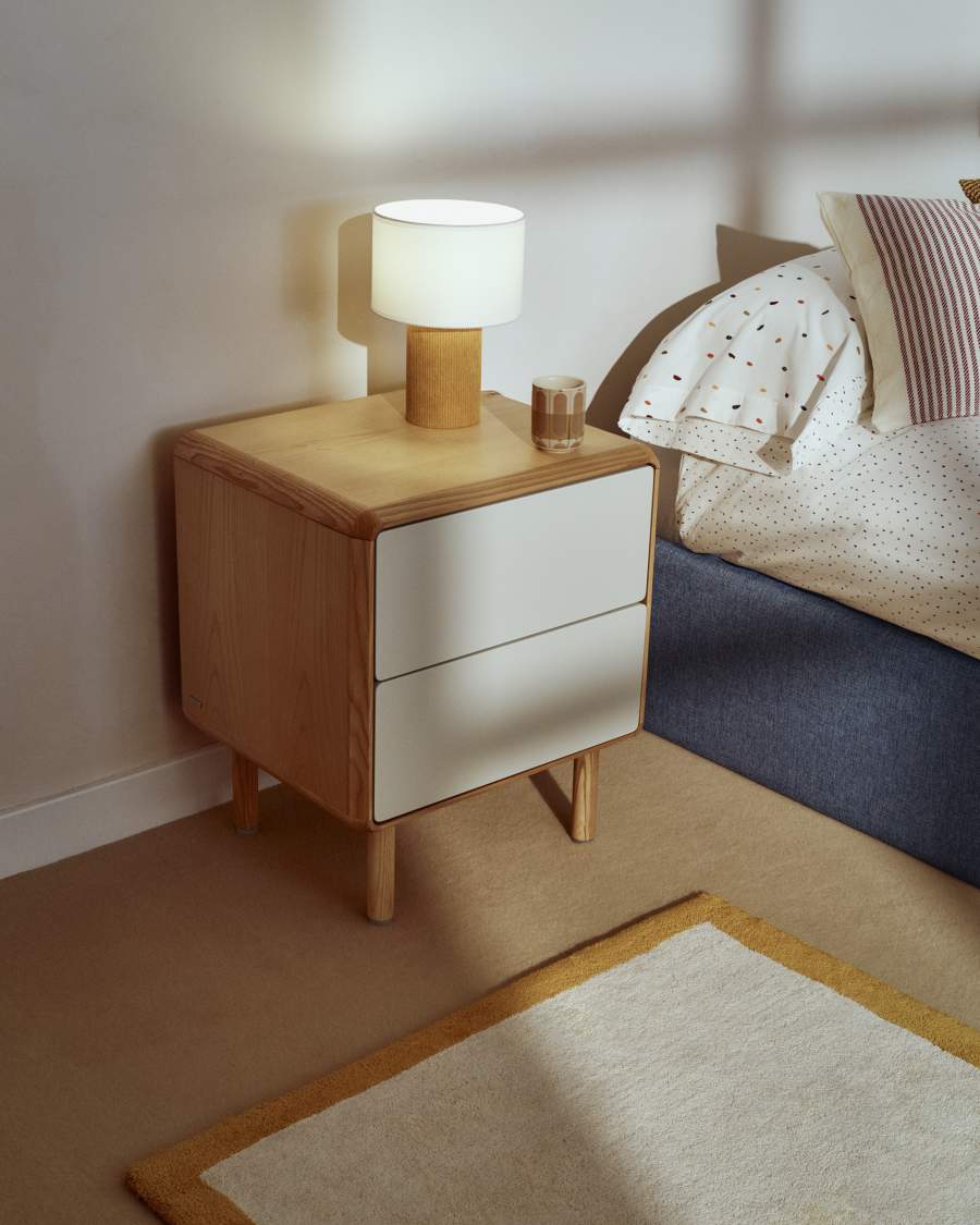 Table de chevet Anielle en bois et placage de frêne 50 x 58,4 cm