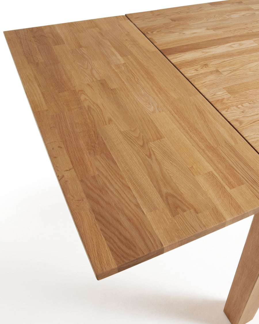 Isabell extendable outlet dining table