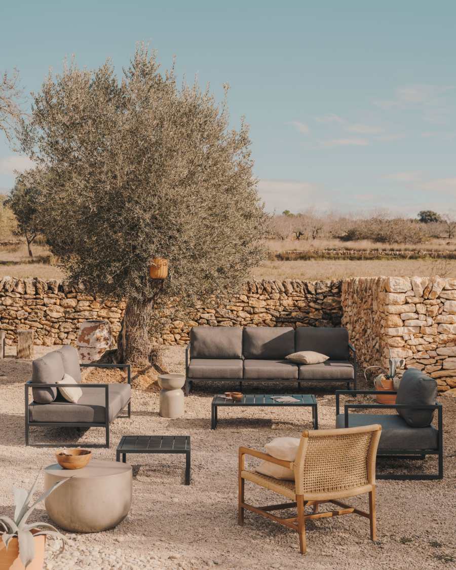 Comova 100% outdoor 3-seater sofa in dark grey and black aluminium, 222 cm