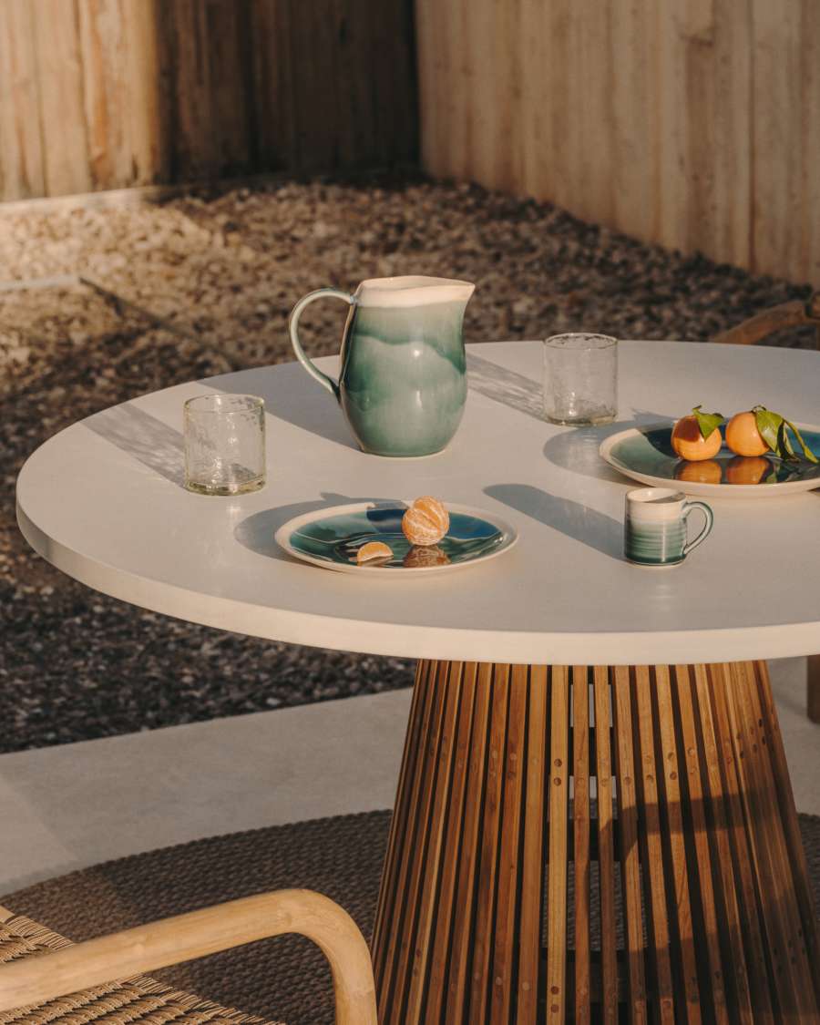 Alcaufar Outdoor Tisch rund aus massivem Teakholz und grauem Zement Ø 90 cm
