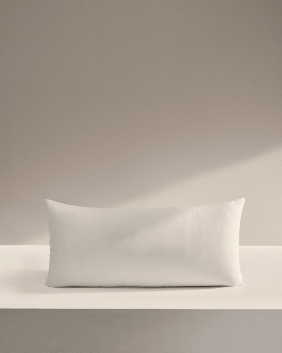 Duca pillow with 10% down and 90% feather 80 x 40 cm made in Spain