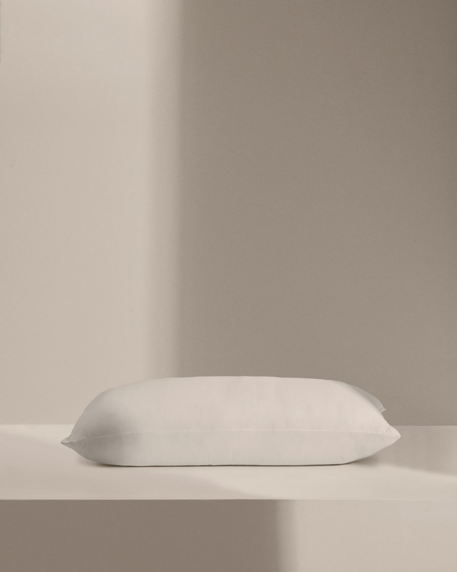 Duca pillow with 10% down and 90% feather, 70 x 40 cm made in Spain