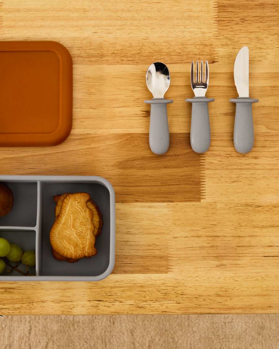 Lili lunch box in orange and blue silicone