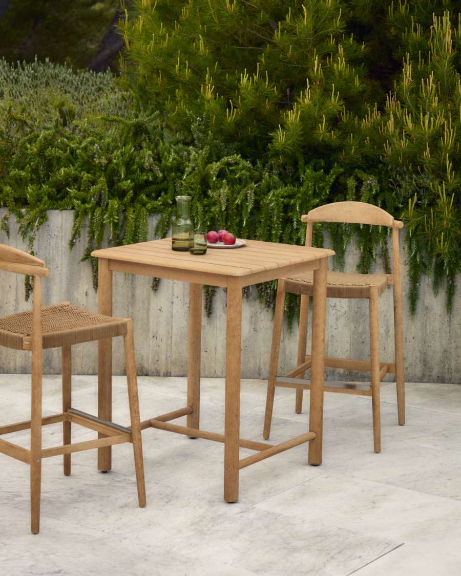 Sori table in FSC 100% solid acacia wood 78 x 78cm