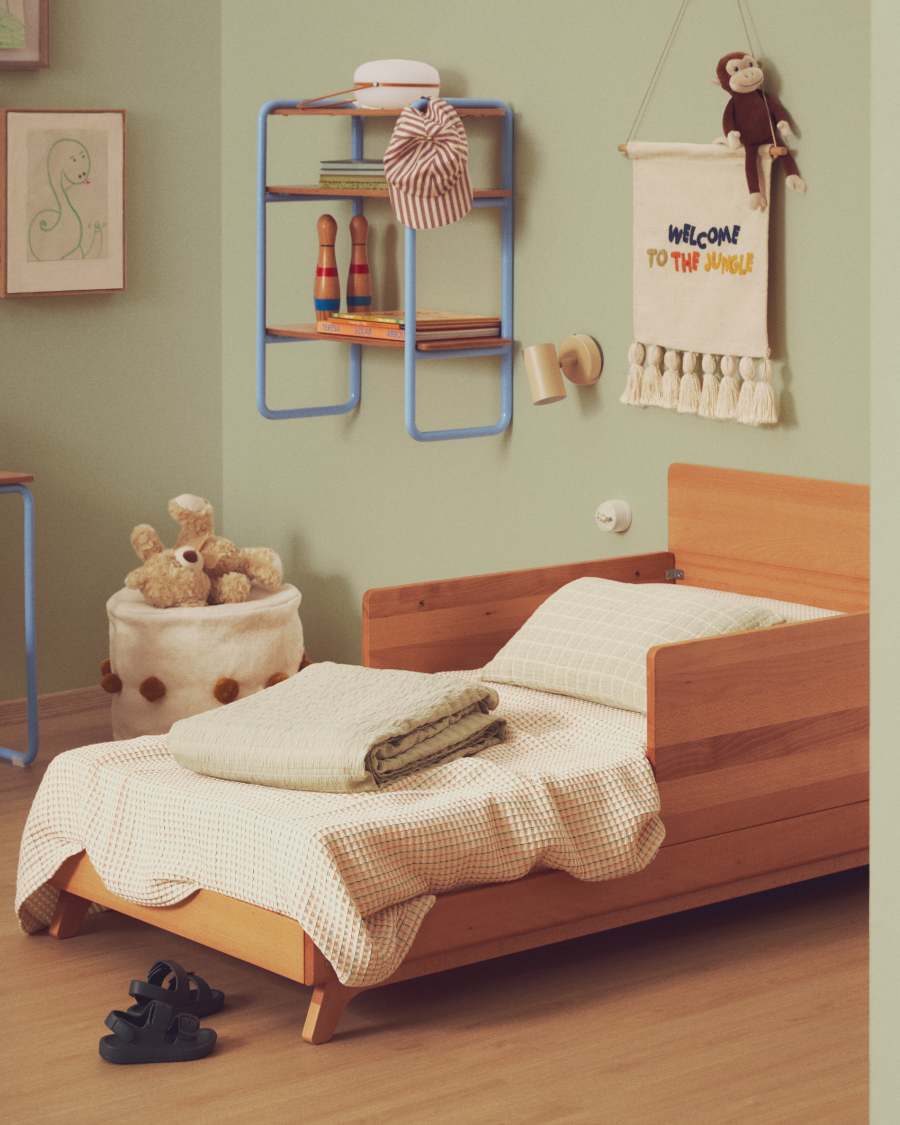 Wufy 100% cotton waffle bedspread in multicolour stripe for convertible cot