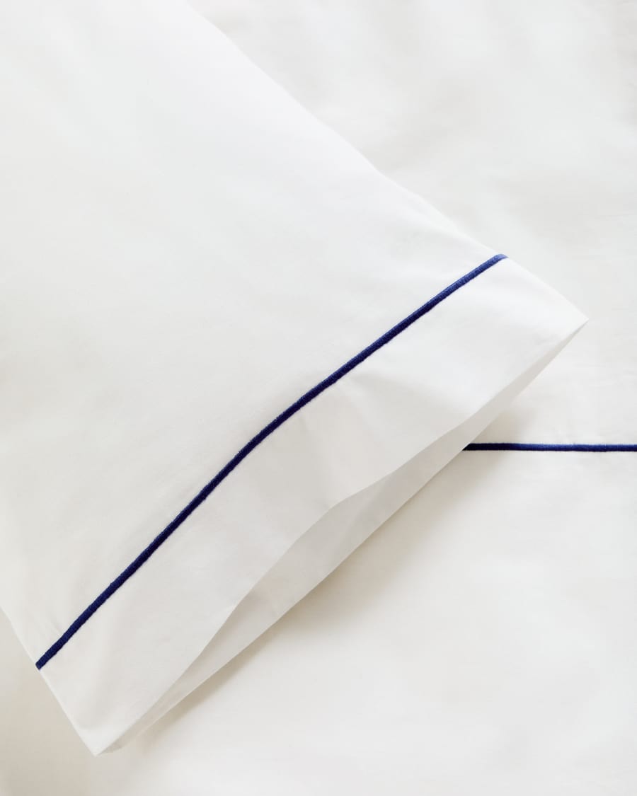 Tandari duvet cover and pillowcase set in beige cotton percale with embroidered elephant for 70cm bed