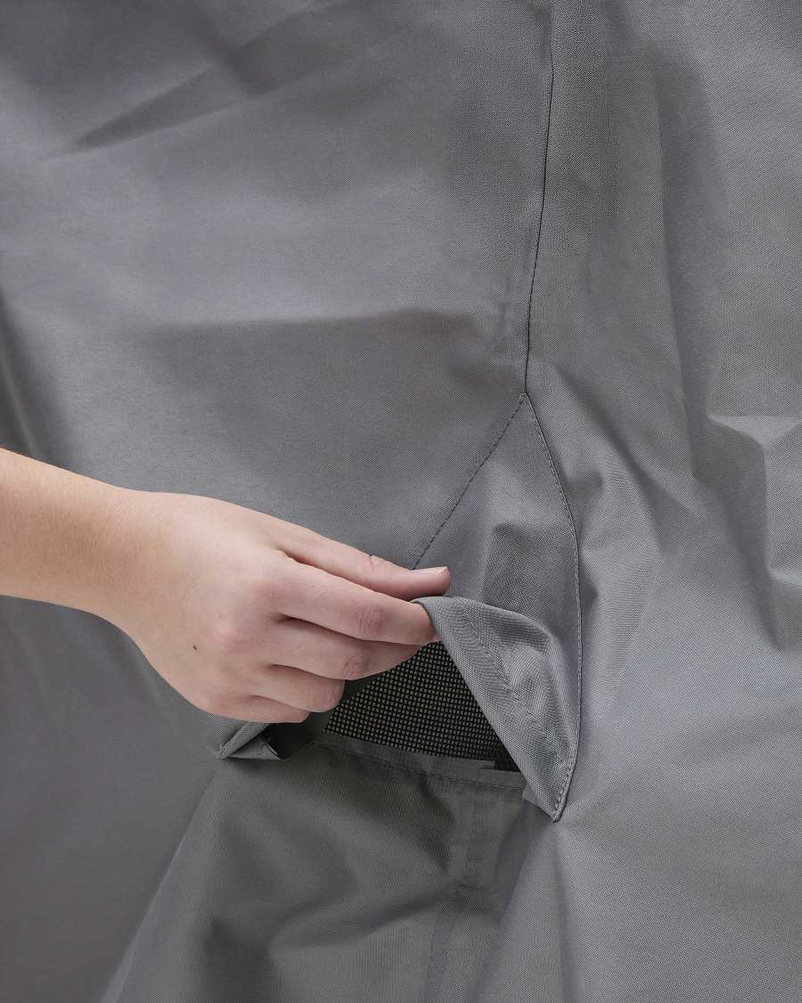 Iria cover for outdoor furniture max. 173 x 225cm