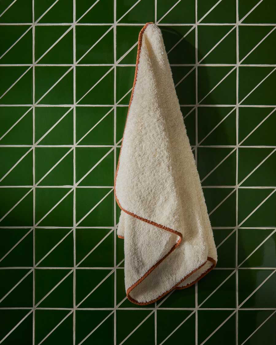 Sedora 100% cotton hand towel with orange contrast detail 50 x 90cm