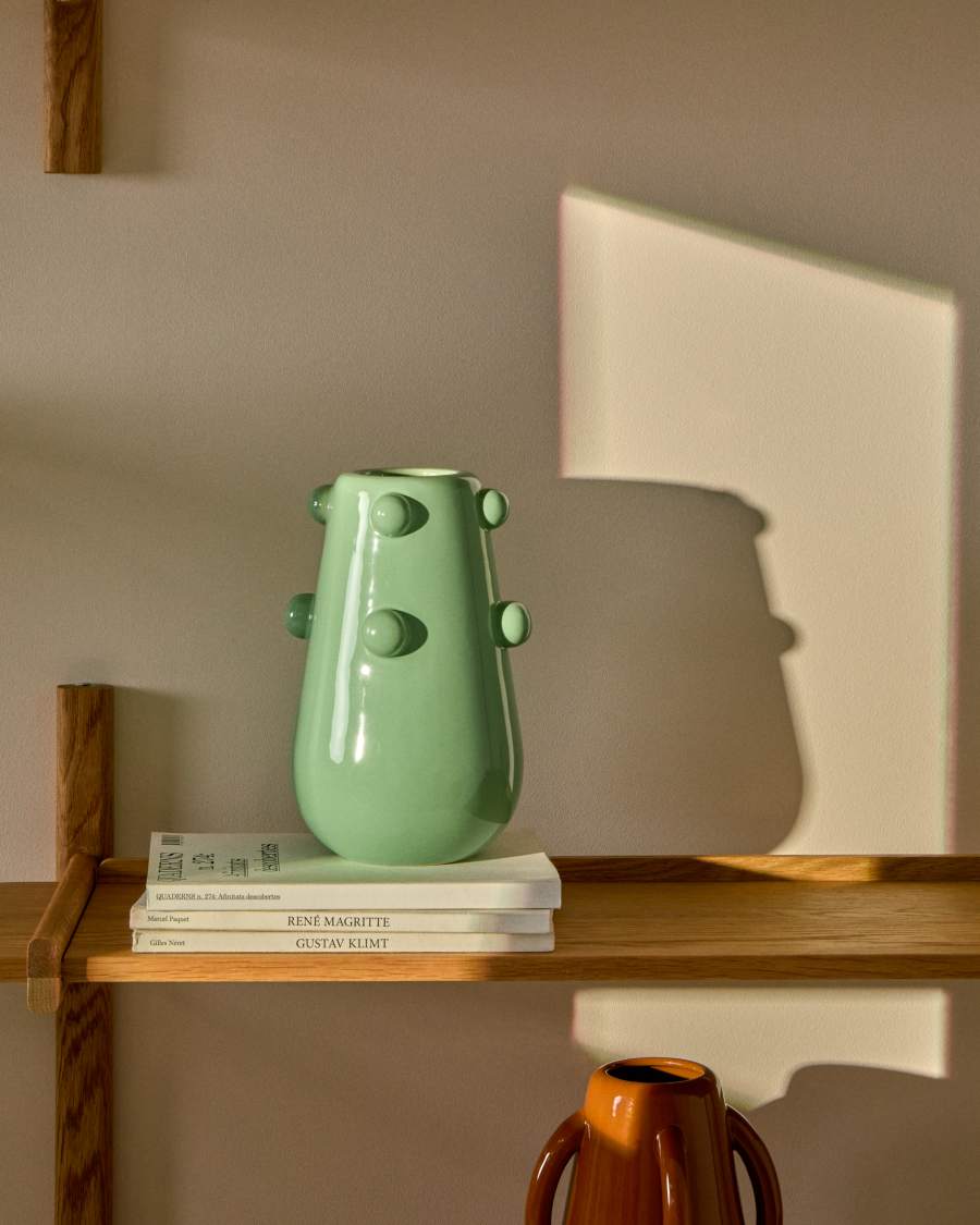 Odra vase in light green ceramic with glossy finish 25.5cm
