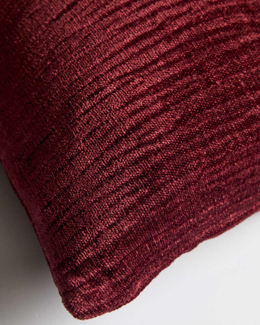 Vori 100%-cotton garnet wrinkled effect cushion cover 50 x 50 cm