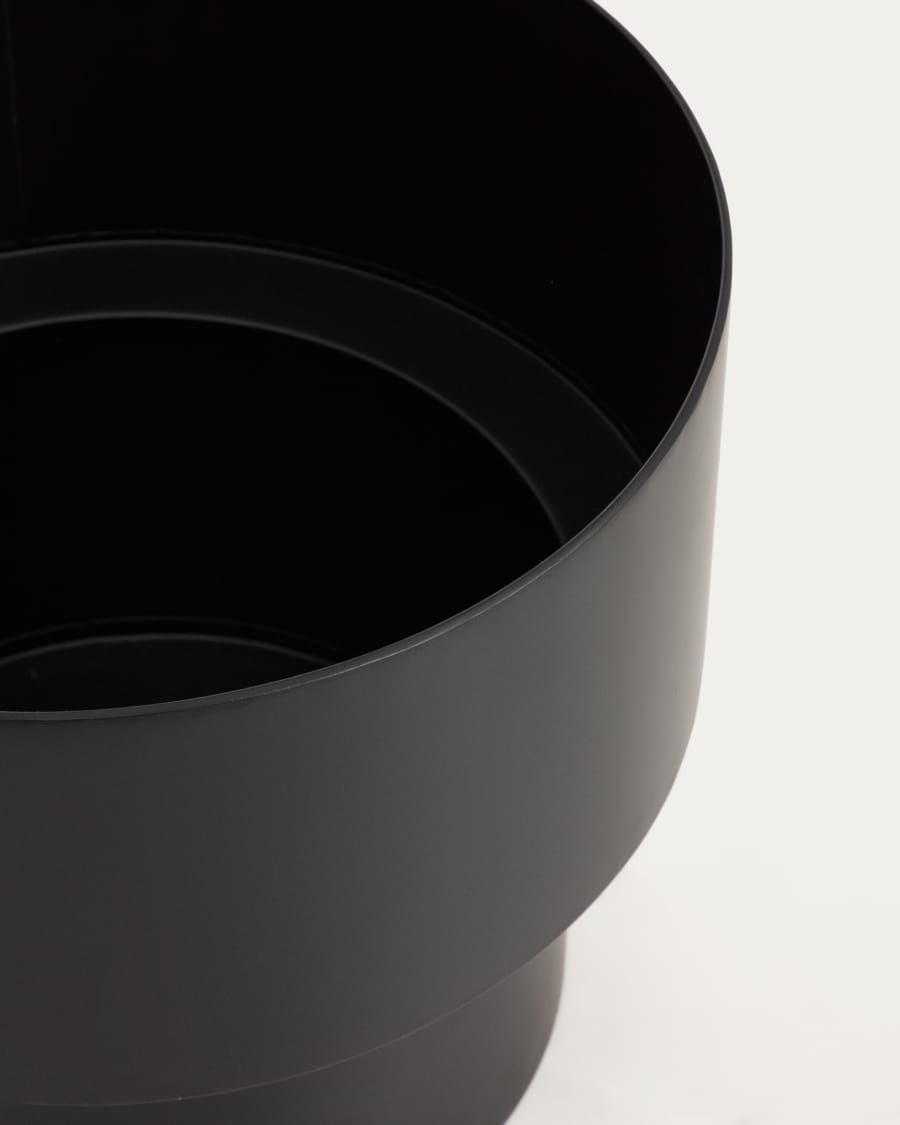 Mash round metal planter in black Ø41