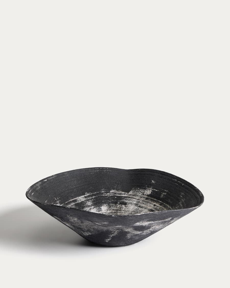 Talua centrepiece in black ceramic 46 x 36cm