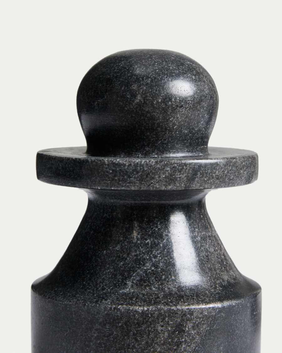 Elvora grey marble sculpture 15 cm