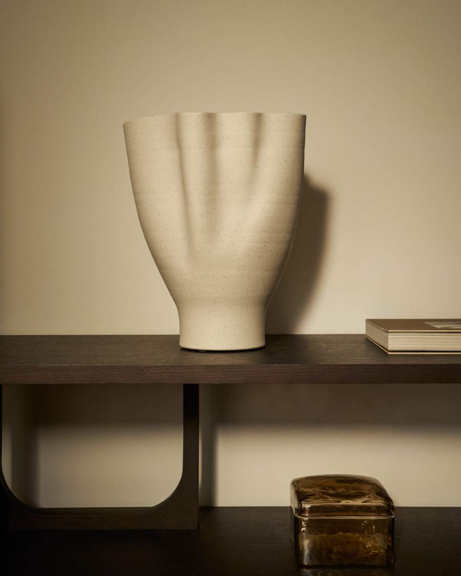 Nilea vase in ecru ceramic 34cm