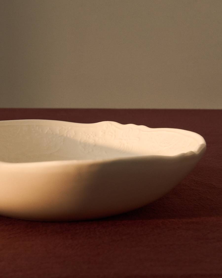 Varla beige ceramic soup bowl