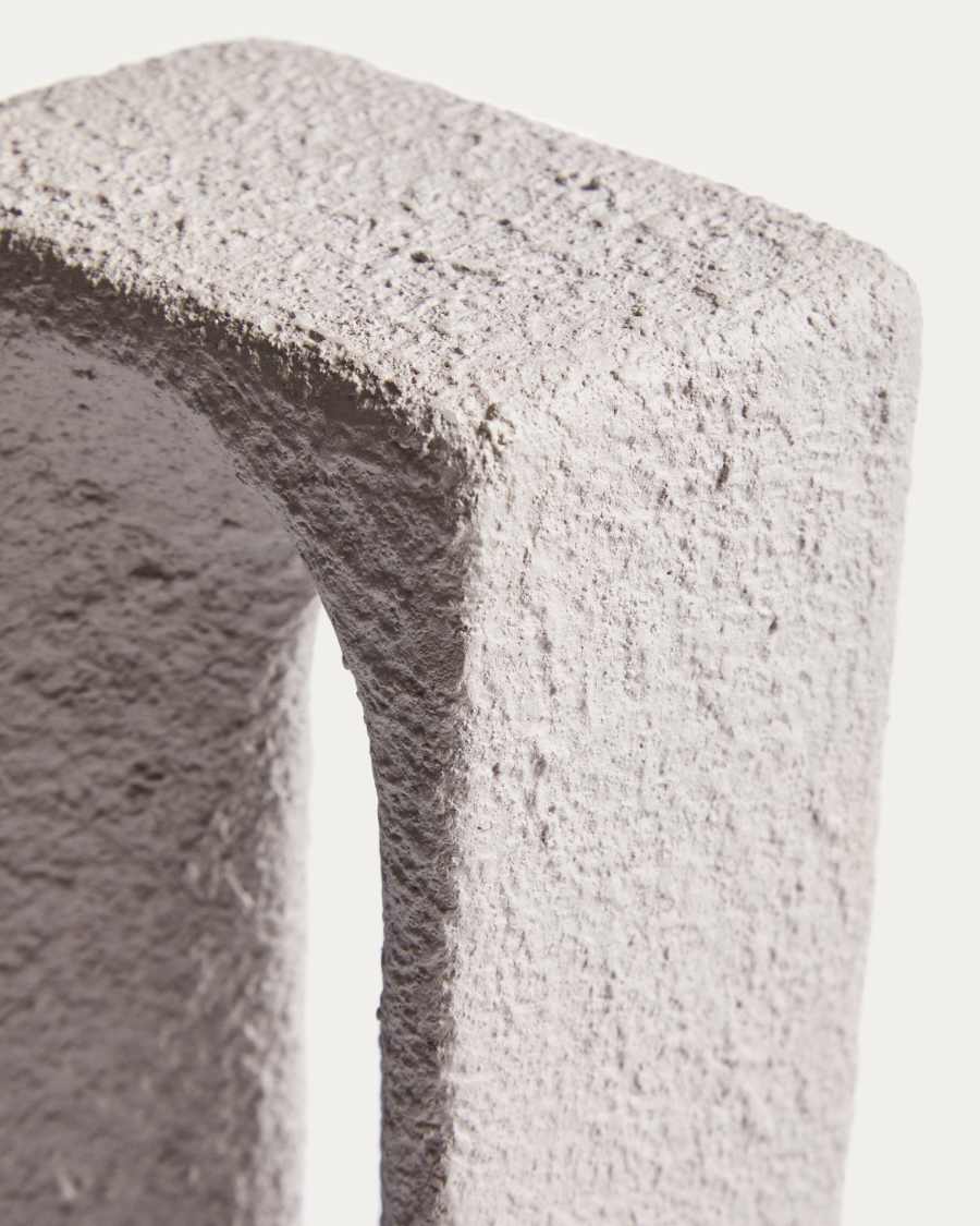 Vriona light grey papier-mâché sculpture 13.5 x 33.5 cm