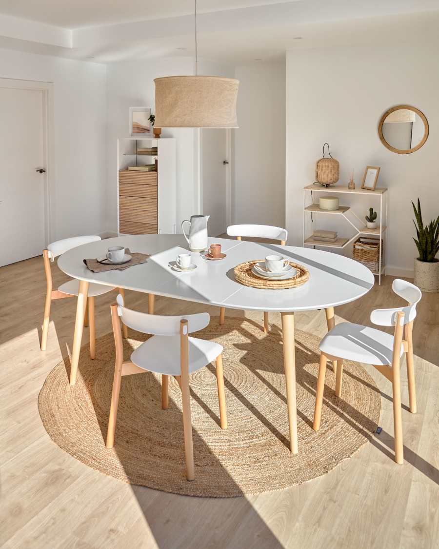 Oqui round extendable MDF table with white lacquer and solid beech legs 120(200)x120 cm