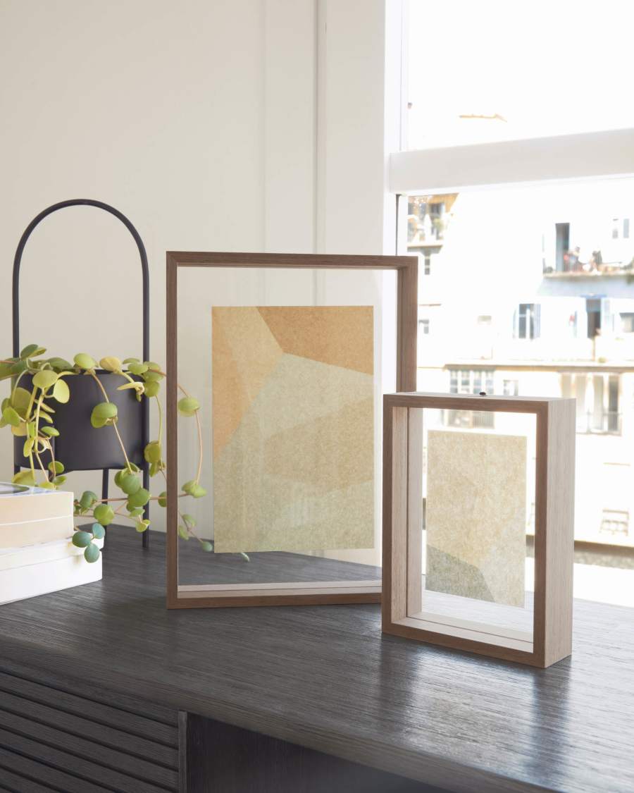 Flavina dark picture 22 x 31 cm