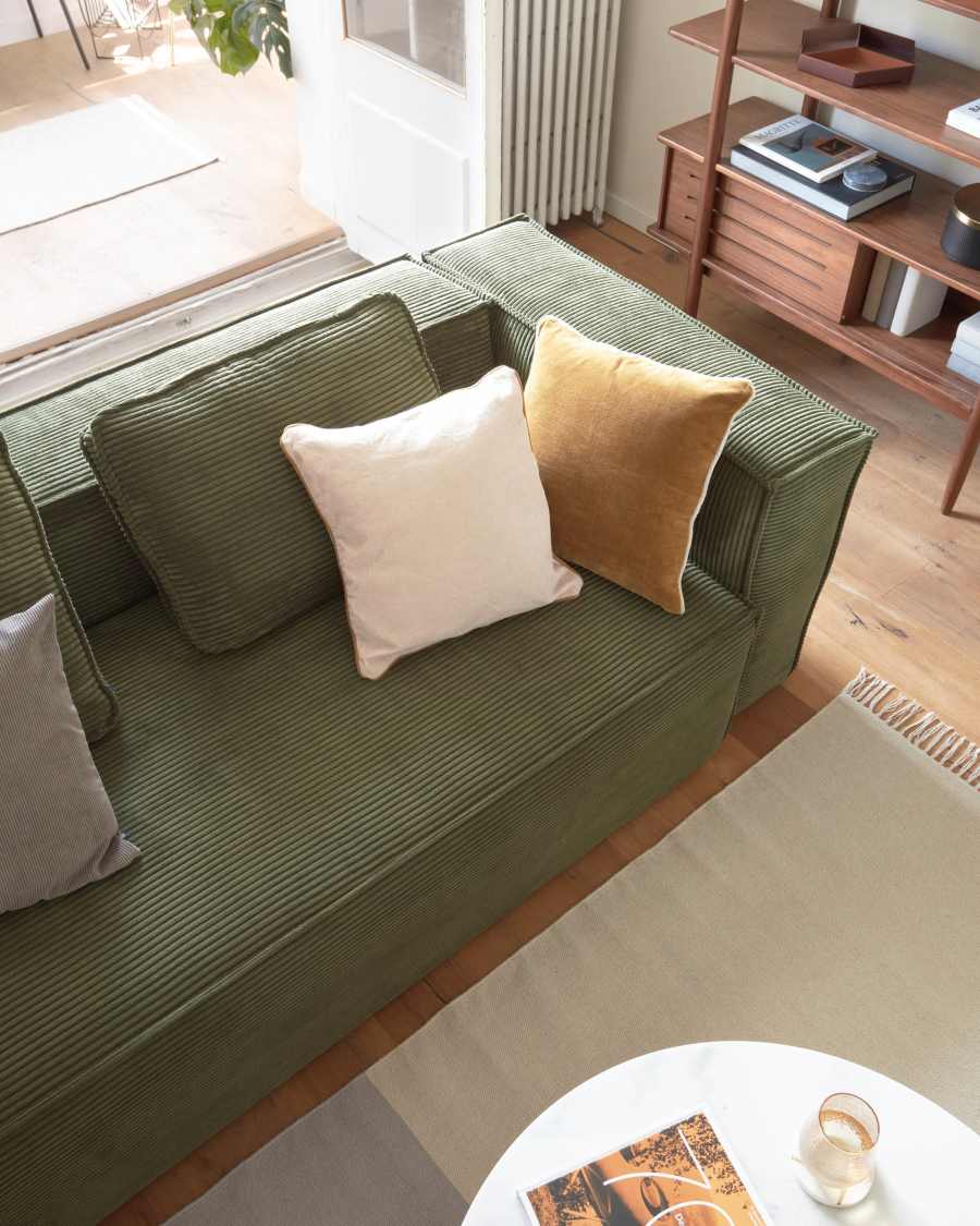 Housse de coussin Kelaia 100% coton velours côtelé beige avec liseré marron 45 x 45 cm