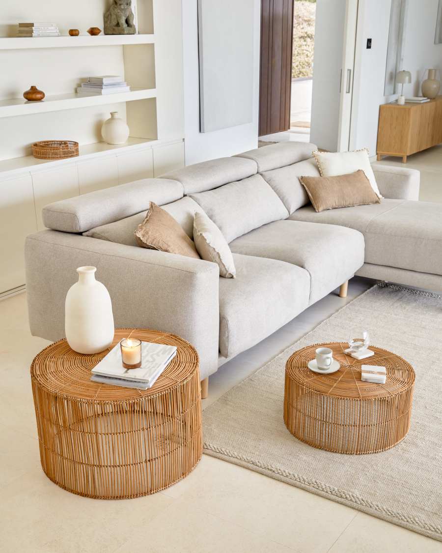 Set Elmima di 2 tavolini 100% rattan con finitura naturale Ø 66 cm e Ø 55 cm