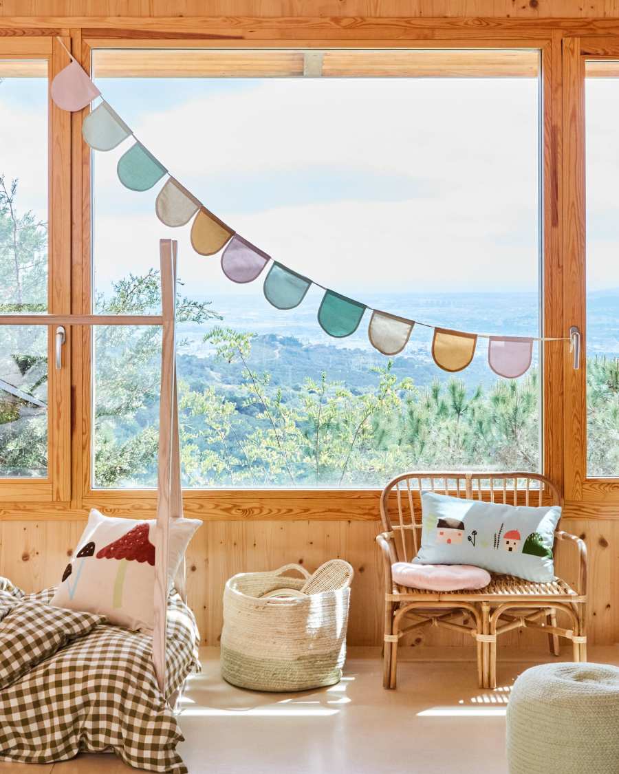 Leshy 100% cotton multi-coloured cushion cover with mushrooms 45 x 45 cm