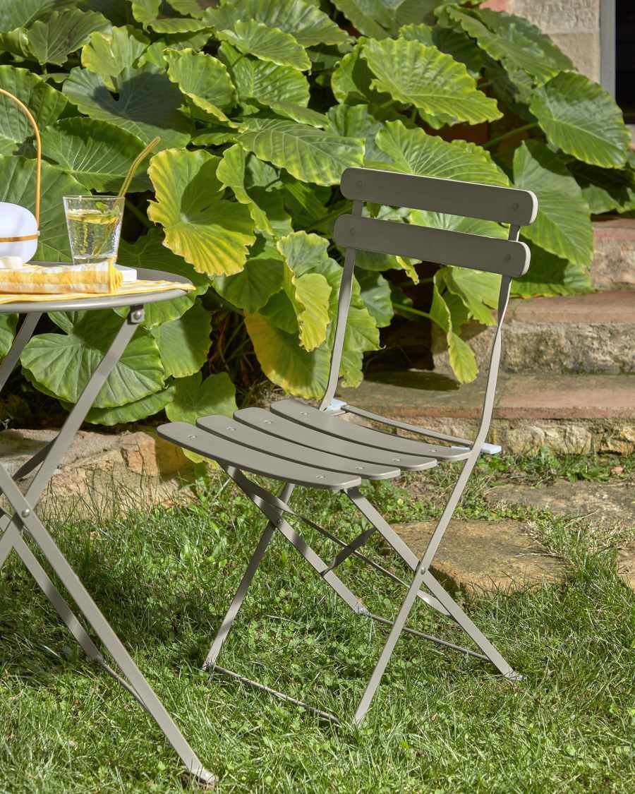 Ensemble table et 2 chaises de jardin pliables Beryl en métal vert