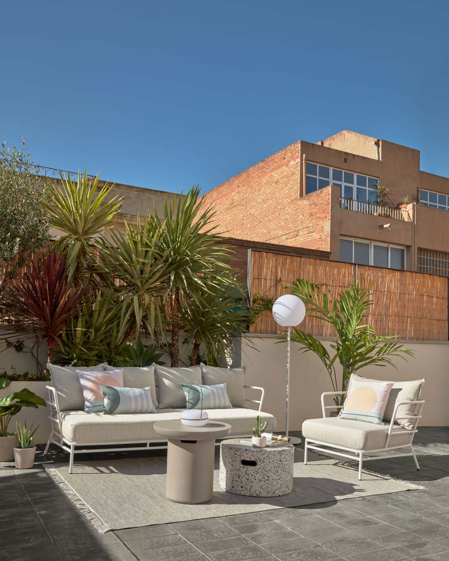 Taimi concrete round outdoor side table Ø 50 cm