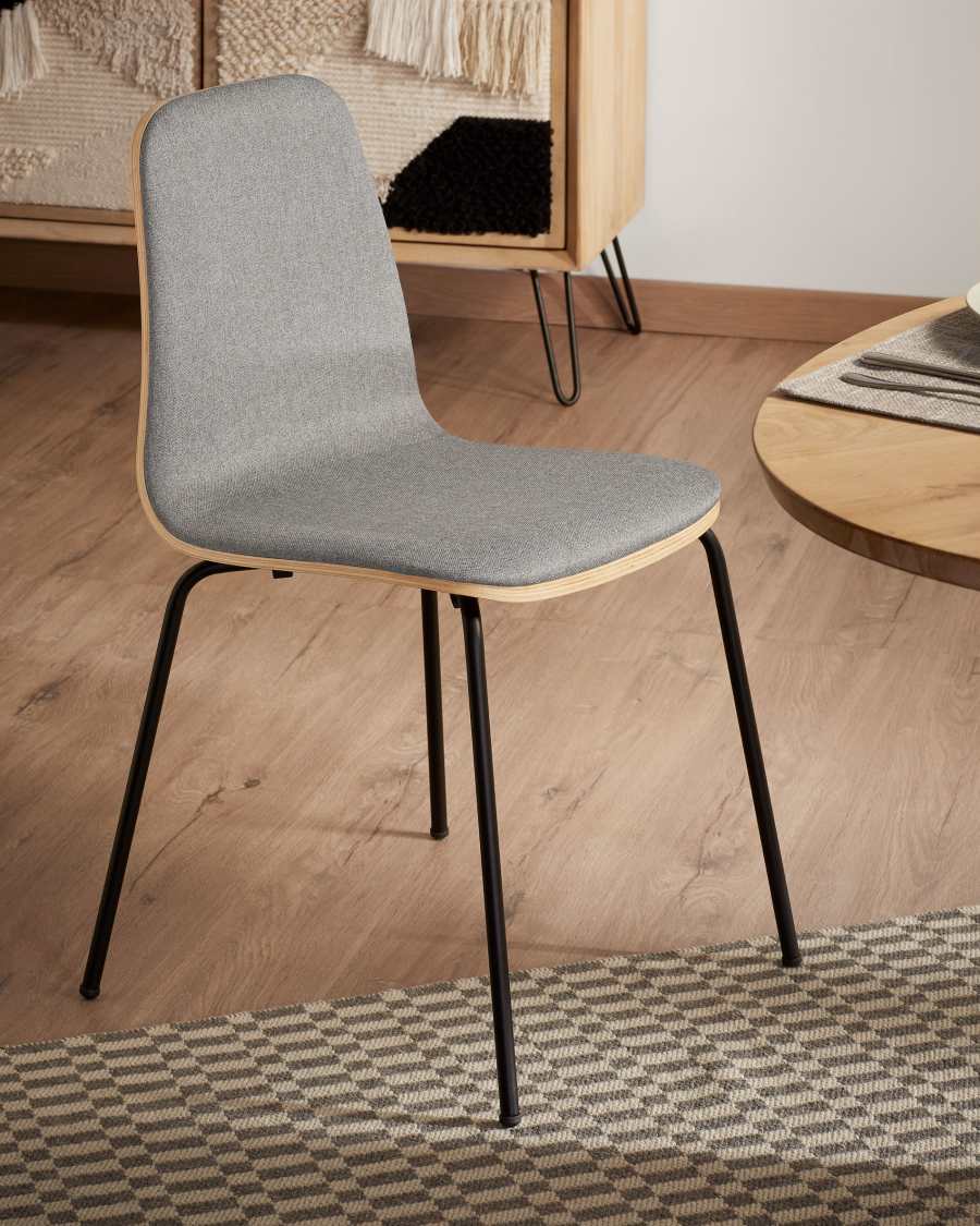 Canele grey chair in oak veneer with natural finish