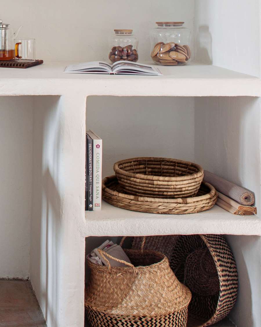 Colomba serving basket made from natural fibres