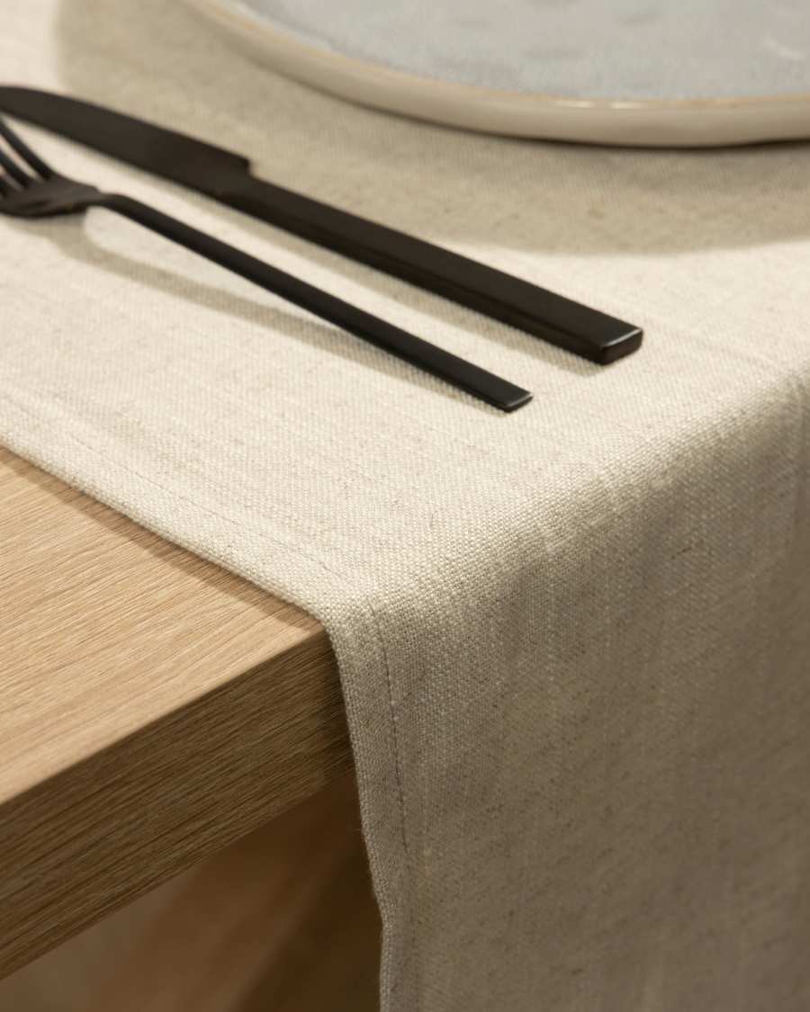 White Samay table runner