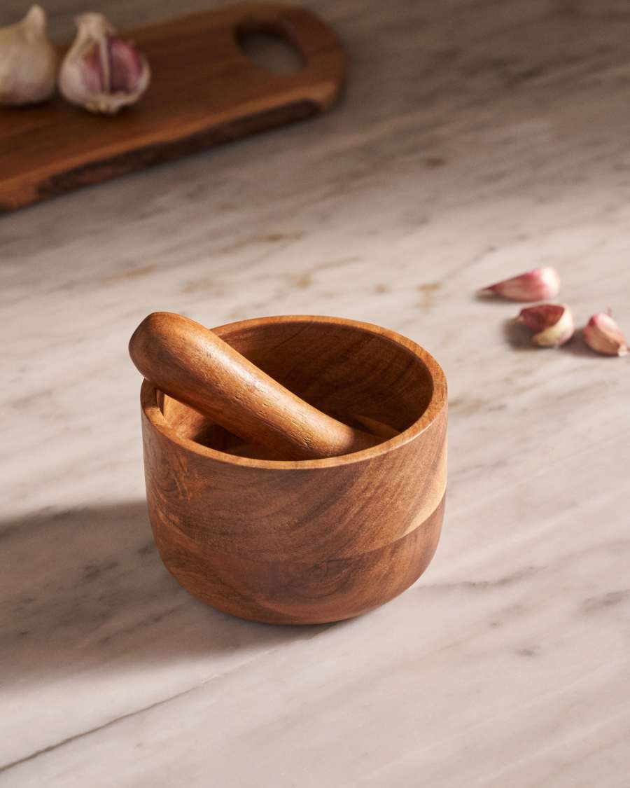 Kasia Mörser aus massivem Akazienholz