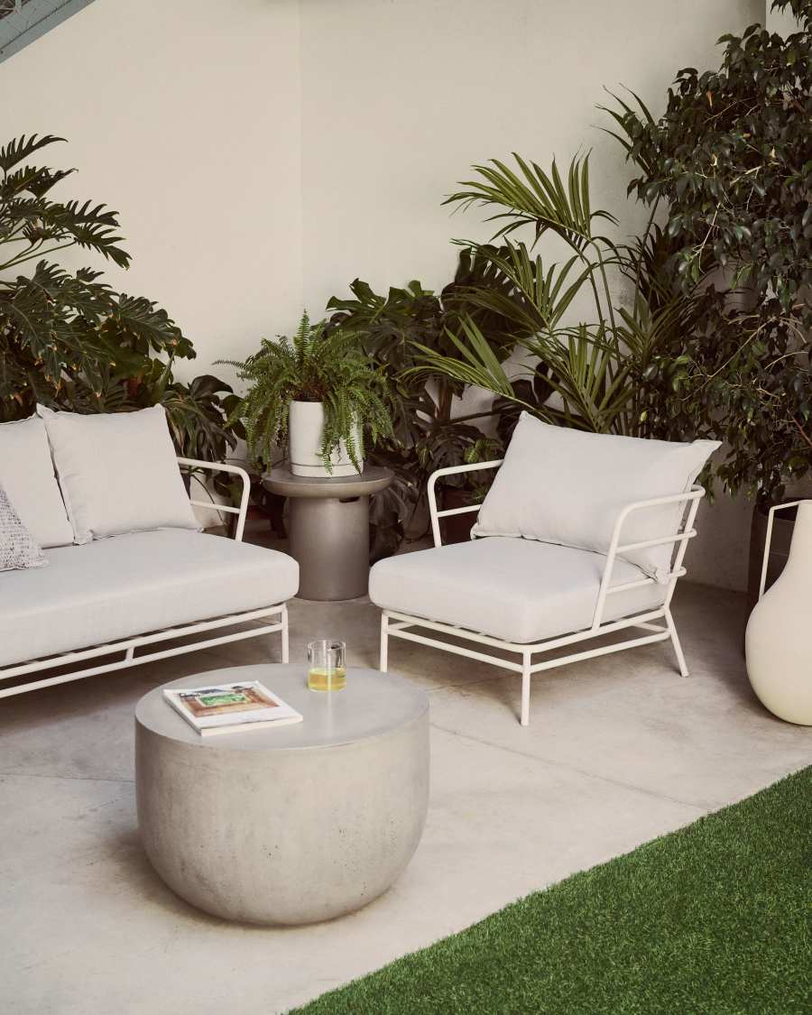 Mareluz armchair in white steel