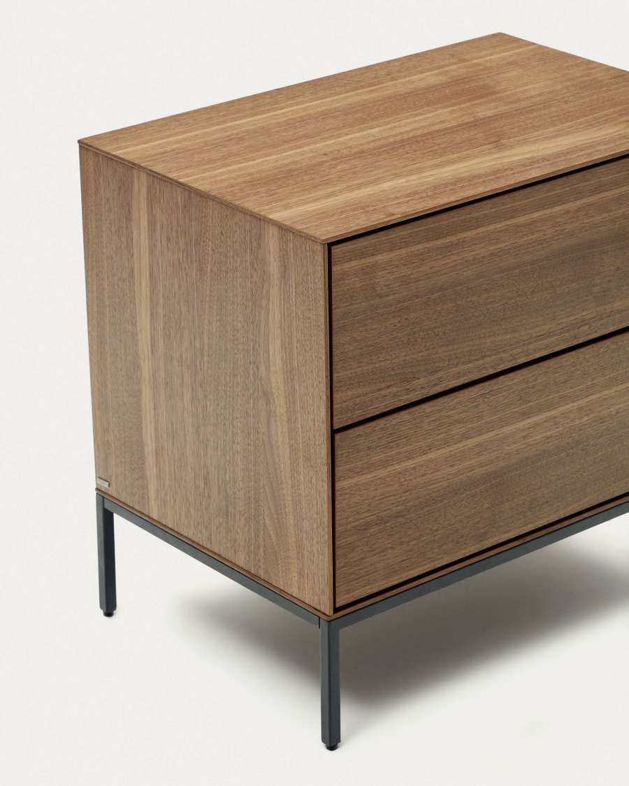 Comodino Vedrana 2 cassetti impiallacciato noce e gambe in acciaio nero 60 x 55 cm