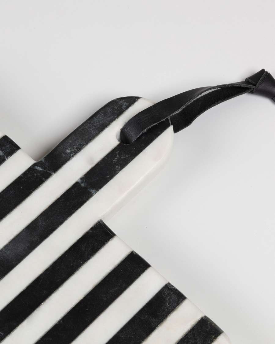 Ορθογώνια σανίδα κοπής Bergman, μαύρο και άσπρο μάρμαρο