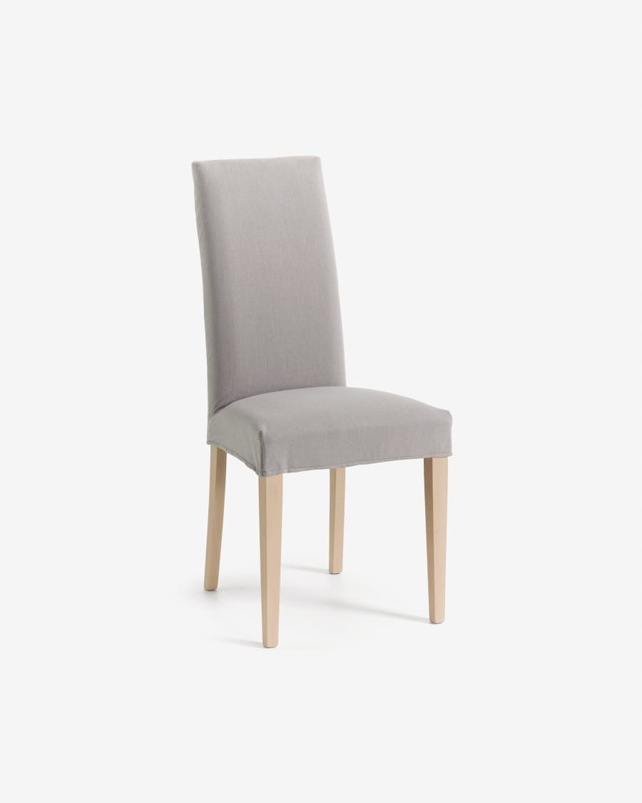 Light grey Freda chair with solid beech wood legs with natural finish