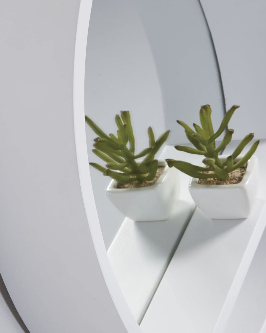 Grag mirror made from solid mango wood with white finish Ø 45 cm