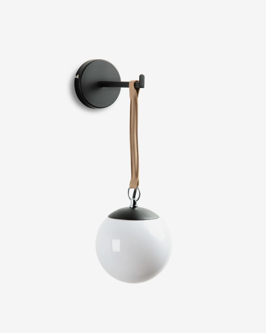 Monteiro wall lamp