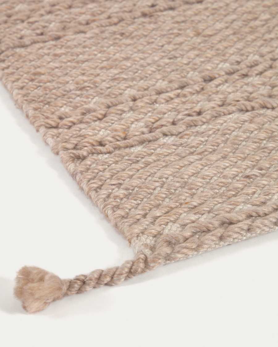 Kaie rug 100% PET in beige 160 x 230 cm
