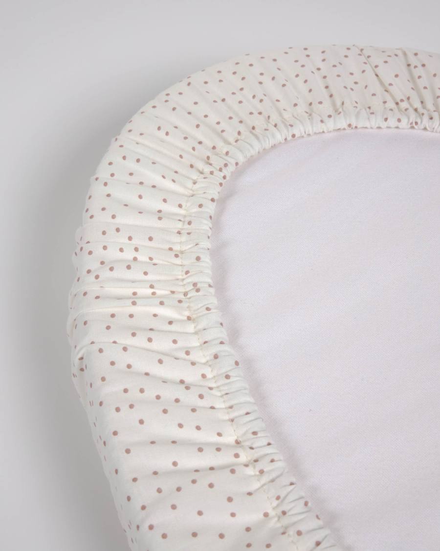 100% cotton (GOTS) sheet with pink dots for Nahima moses basket