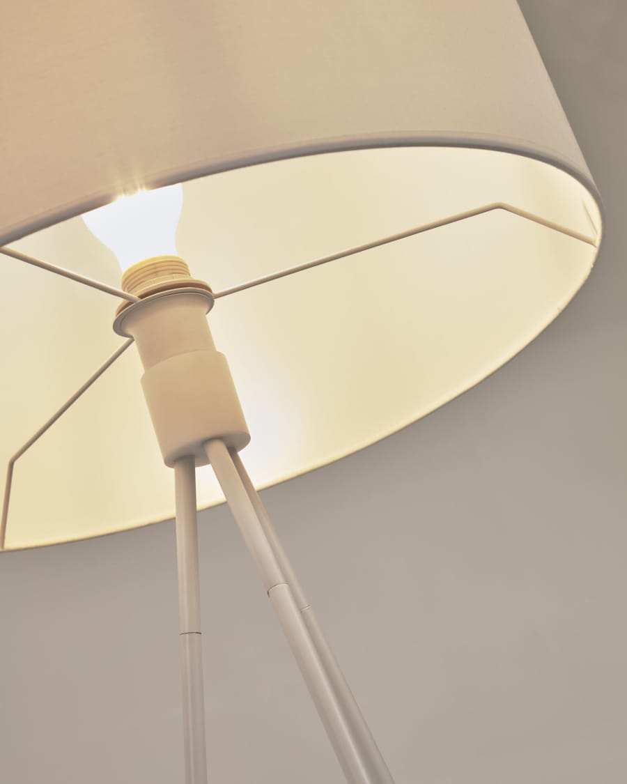 Μεταλλικό επιδαπέδιο φωτιστικό Ikia, λευκό φινίρισμα, με προσαρμογέα UK