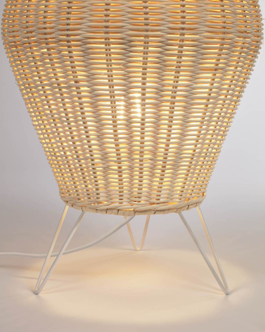 Large Kamaria floor lamp in rattan with natural finish1