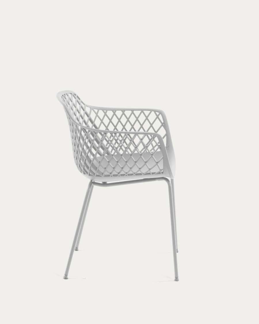 Quinn outdoor chair in white